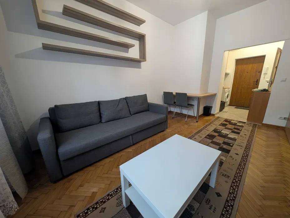 Przytulna kawalerka 25m2 z windą | Wola - 1/6