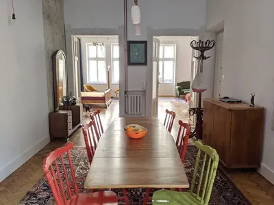 Duże mieszkanie z charakterem w sercu Starego Miasta - miniatura 4