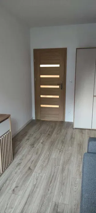 Wynajmę pokój w nowym apartamentowcu na ul. Krętej - miniatura 3