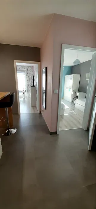 Pokój jednoosobowy w mieszkaniu dwupokojowym - miniatura 3