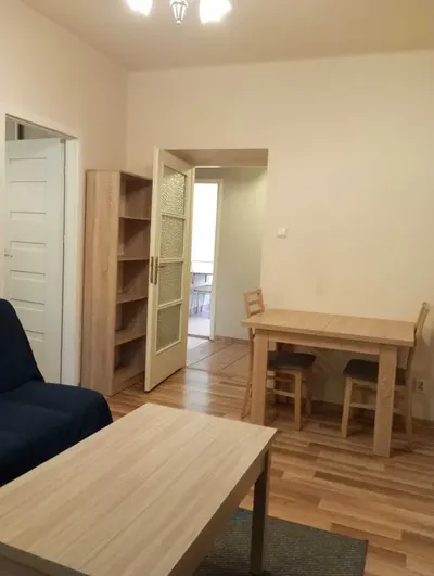 mieszkanie na wynajem 38m2, 2 pokoje, ul Mazowiecka, od zaraz - miniatura 2