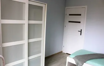 Pokój dla studentki | Bagry Park | prywatny balkon | blisko tramwaju - miniatura 4