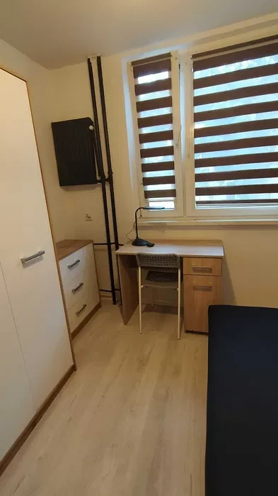 Wynajmę Pokój Jednoosobowy Ul. Zegadłowicza we Wrocławiu - 1/7
