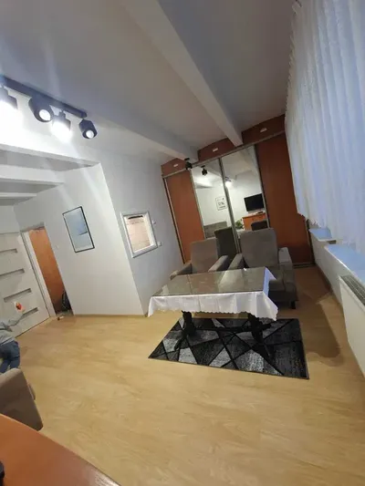 Wynajmę kawalerkę Gdynia Leszczynki 26m² - miniatura 3