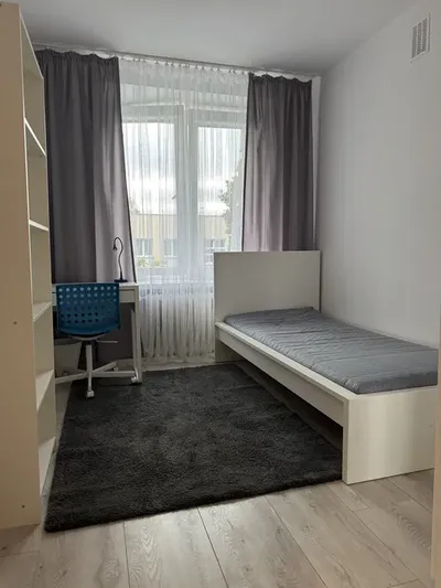 Pokój Piotrkowska/całość 1000 zł
