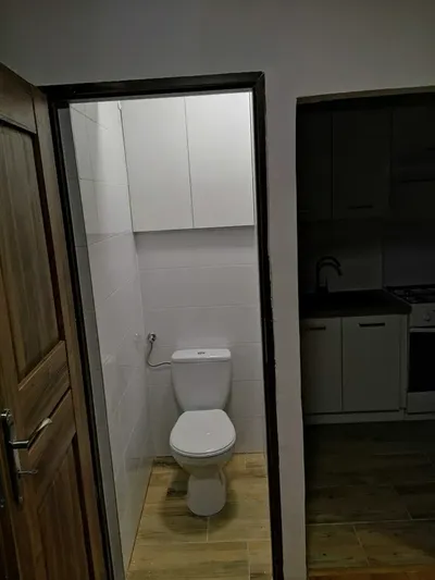 Kielce oś.Świętokrzyskie Jeziorańskiego 3 pok. 60m,Parking - miniatura 5