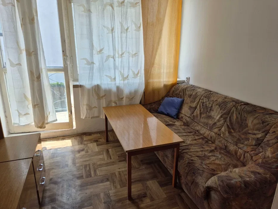 2 Pokoje do wynajęcia - 1/8