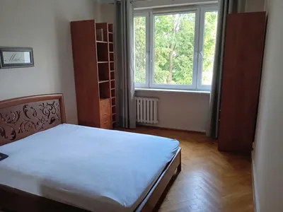 Wynajmę duże 2 pokoje mieszkanie 54 m², Julianów – 6 min do Manufaktury - miniatura 2
