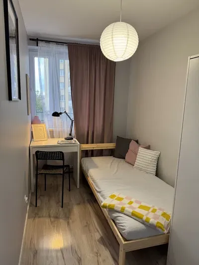 Pokoj obok UE, mieszkanie studenckie - miniatura 3