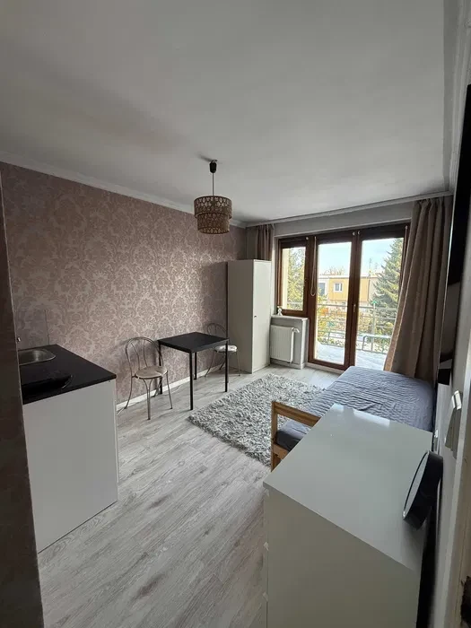 wynajmę pokój z prywatnym aneksem kuchennym Poznań - Smochowice - 1/6