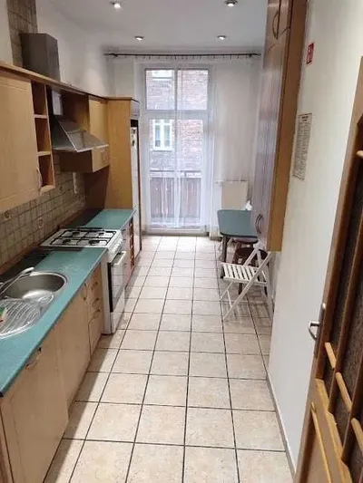 Katowice ul. Wojewódzka - centrum miasta - pokój do wynajęcia - polecamy! [3] - miniatura 2
