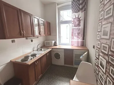 Przestronny i jasny pokój/mieszkanko (z własną kuchnią i łazienką) dla studentki w centrum blisko uczelni - miniatura 5