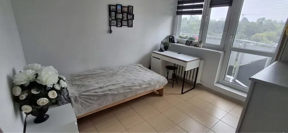 Pokój z balkonem w centrum Katowic w 2-pokojowym mieszkaniu - 1/8