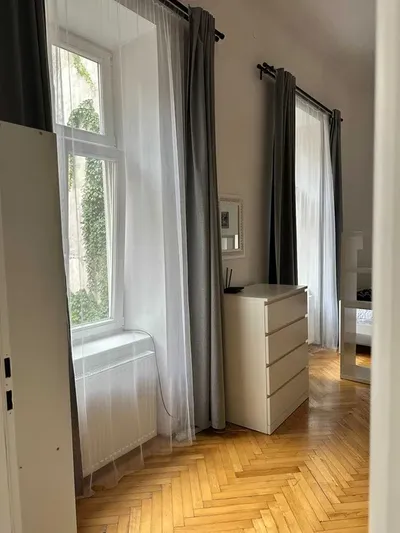 2‑pokojowe mieszkanie | Kraków – Kazimierz | 46 m² - miniatura 5