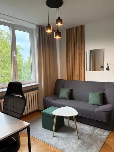 Pokój w Centrum | Poznań | Stary Browar | Po remoncie | Winda | 10m2 - miniatura 2