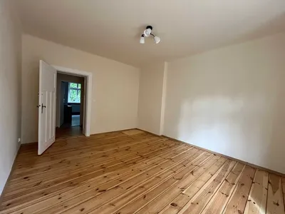 Poznań Łazarz ładne po remoncie z balkonem, pierwsze piętro wolne od zaraz - miniatura 2