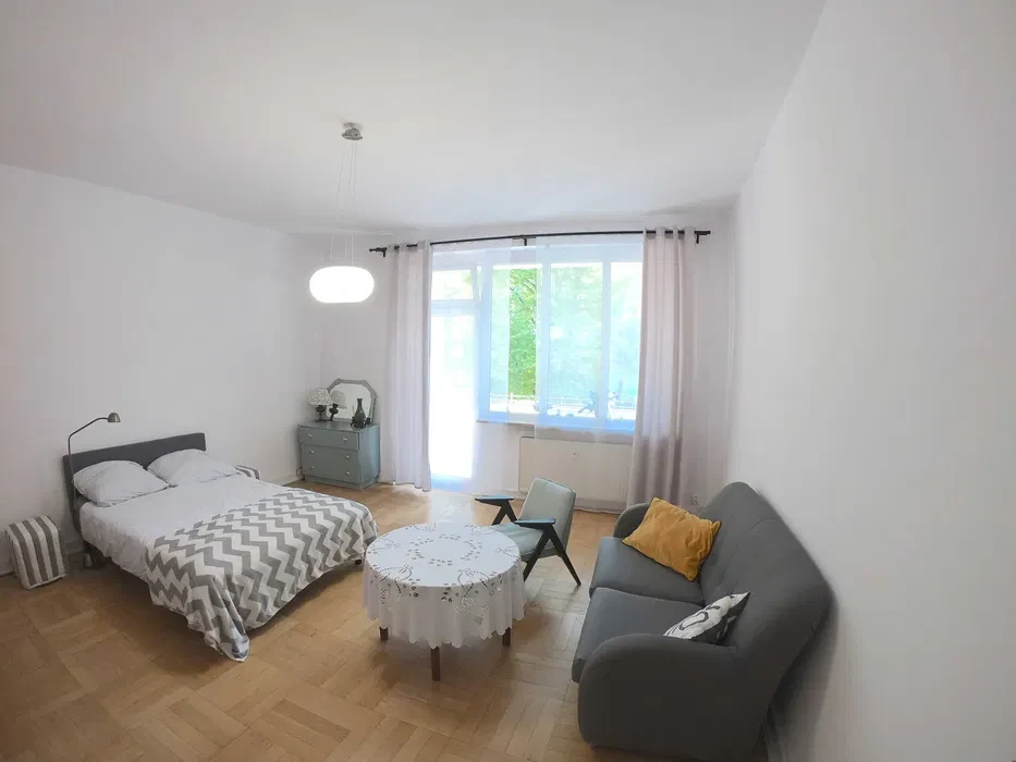 Duży pokój 23,5 m² z balkonem – al. Jana Pawła II, centrum Szczecina - 1/7