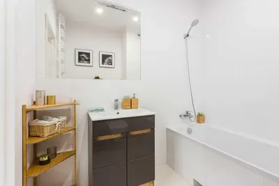 Nowoczesny jasny, apartament 2 pok. - Warszawa, Wola , ul. Sławińska, 5min od Dworca Zach. - miniatura 4