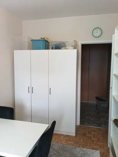 Przytulny pokój w super lokalizacji - miniatura 3