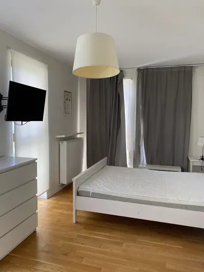 Wynajmę mieszkanie na Mokotowie 60m2 (ulica Obrzeżna) z miejscem postojowym w garażu podziemnym - miniatura 4