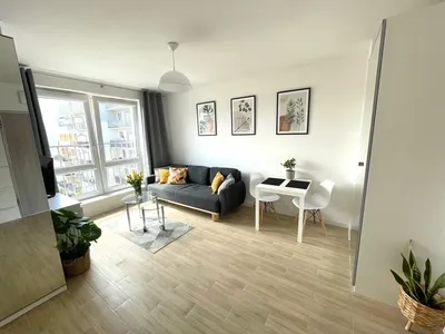 Słoneczna Kawalerka z oddzielną kuchnią 25m2