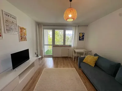 KAWALERKA z osobną kuchnią i DUŻYM BALKONEM (11m2) | Kuźnicy Kołłątajowskiej 16