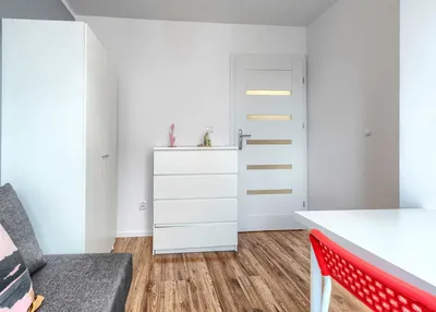 Pokój w mieszkaniu Studenckim Gdańsk Żabianka 2 min od SKM ul. Bitwy Oliwskiej 15 - miniatura 2