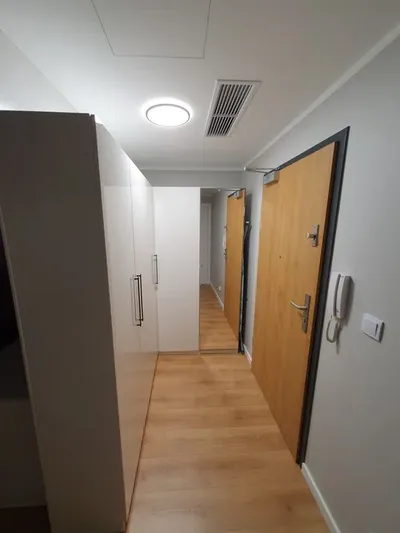 Kawalerka przy Borowskiej od października - miniatura 2