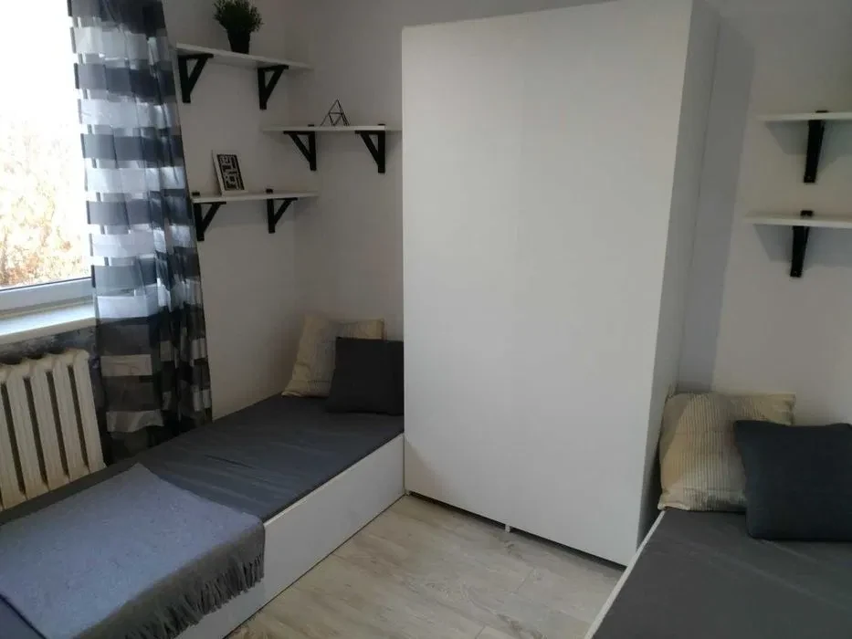 Pokój 2-os. | Korotyńskiego 21, Ochota | WUM 1,6 km | BEZ PROWIZJI | od 30.09 | 240 - 1/7