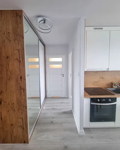 Wynajmę 44m² - wyposażone - Winda - Parking - Komórka - Ostatnie piętro i ładny widok - Bojary - ul. Łąkowa - miniatura 2