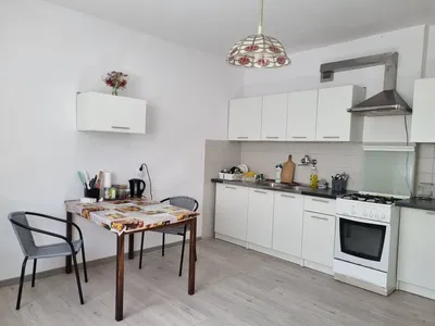 Duży pokój jednoosobowy z balkonem bez czynszu - miniatura 4