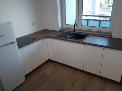 Jasny, przytulny pokój dla jednej osoby (kobiety). Nowe budownictwo. - miniatura 3