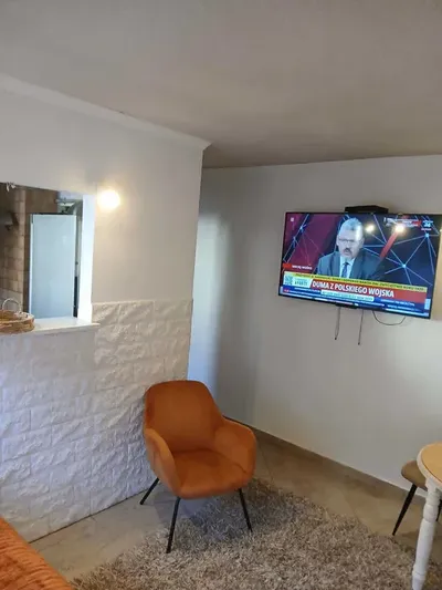 Kawalerka w domu na parterze