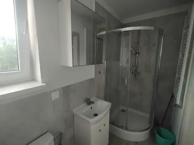 Jasna kawalerka 32m² - miniatura 5