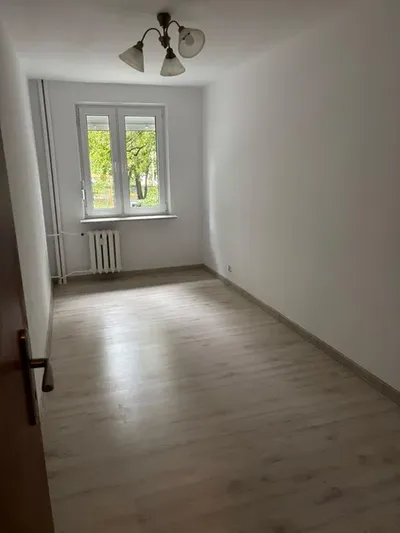 Mieszkanie 2-pokojowe | Winogrady, os. Przyjaźni | parter - miniatura 3