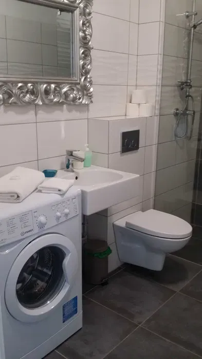 Mieszkanie 40 m2 - 2 pokoje w centrum Gdańska wynajme - miniatura 3