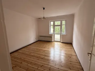Duże jasne odświeżone mieszkanie z garażem - Łazarz Grottgera 9 - 3 pok - około 80m2, - 2 piętro i balkon - miniatura 2