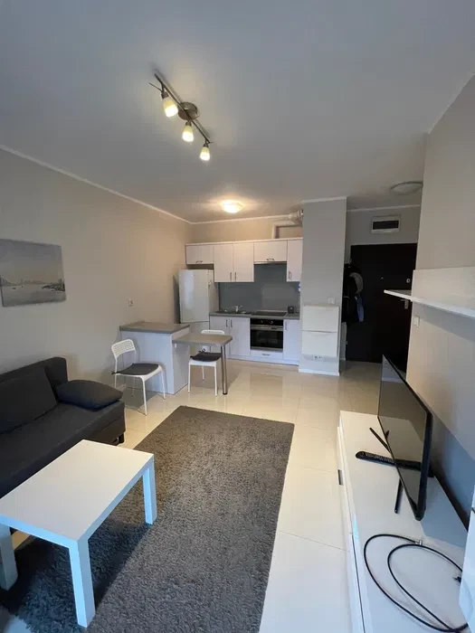 OKAZJA,OSIEDLE PARYSKIE, 37M2.,IIIp., 2 pok,balkon,umeblowane,miejsce post. - 1/7