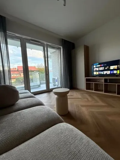 Nowe mieszkanie kawalerka Rondo Mateczny - obok Bonarka - miniatura 3