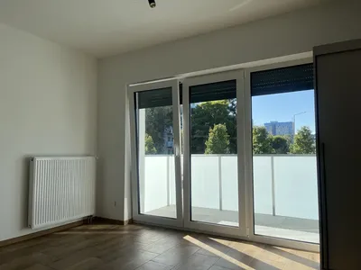Wynajmę kawalerkę-nową! - miniatura 3