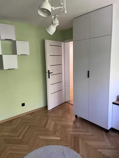 Wynajme dwupokojowe mieszkanie na Dąbrowie kolo Parku Podolskiego - miniatura 3