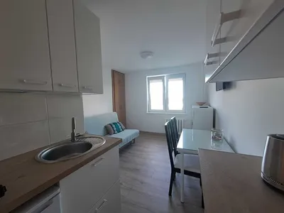 Kawalerka przytulna 17m Gdynia Leszczynki mam do wynajęcia - miniatura 5