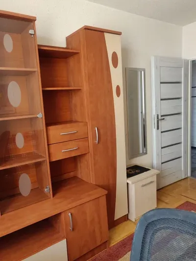Wynajmę mieszkanie 3 pokoje z balkonem 70 m2 , blisko centrum. - miniatura 3