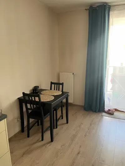 Kawalerka z balkonem - wynajem -Bliska Wola ul. Kasprzaka - miniatura 3