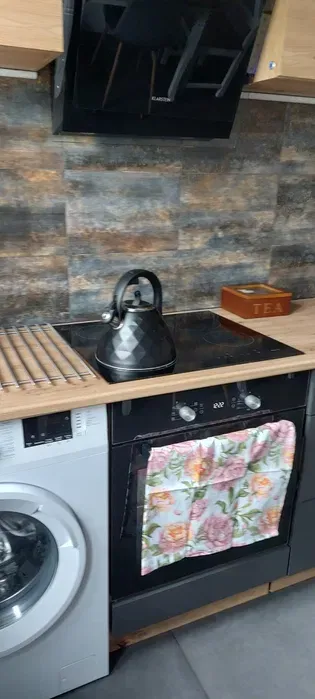 Komfortowe mieszkanie 45 m² z ogrodem – Warszawa Włochy | 2 pokoje | w pełni wyposażone - miniatura 2