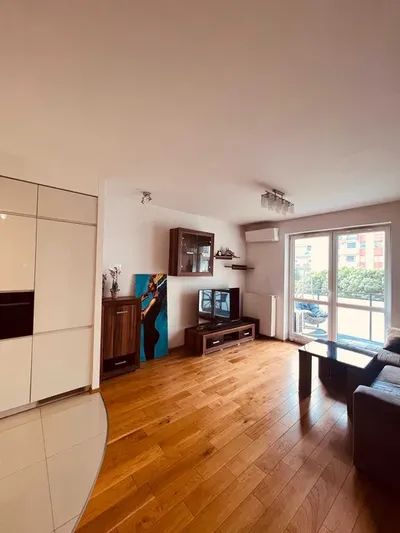 Mieszkanie 2 pokojowe 43 m² z balkonem i klimatyzacją – Bemowo, metro Chrzanów - miniatura 2