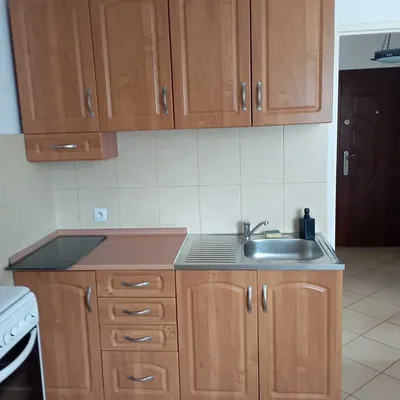 1 - pokojowe 39 m2 z oddzielną kuchnią i dużym balkonem do wynajęcia