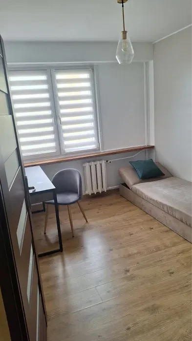 Pokój do wynajęcia dla studenta - 1/8