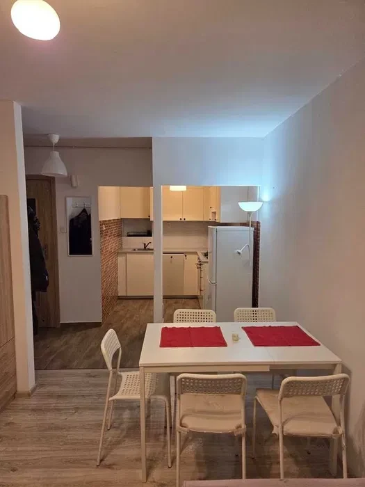 2 pokoje (39m2) + balkon | od zaraz | bezpośrednio (bez prowizji) | Opinogórska - 1/6