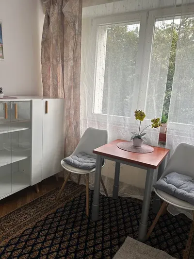 Wynajmę pokój w spokojnej okolicy